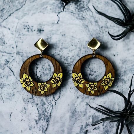 Laser engraved Round Wood Earrings with Gold Rhombus Posts and Yellow Daffodils